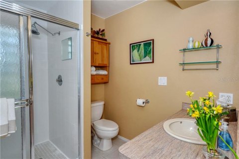 House in Sarasota, Florida 2 bedrooms, 106.84 sq.m. № 1915960 - photo 14