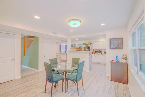 Villa ou maison à vendre à Polk City, Floride: 3 chambres, 333.89 m2 № 1720206 - photo 17
