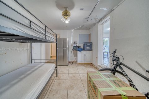 Casa en venta en Miami Gardens, Florida, 4 dormitorios, 143.26 m2 № 2058279 - foto 22