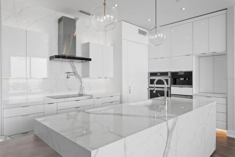 Condo in Saint Petersburg, Florida, 3 bedrooms  № 1788959 - photo 19