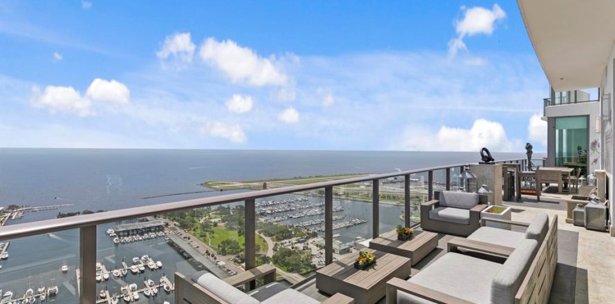 Condo in Saint Petersburg, Florida, 3 bedrooms № 1788959
