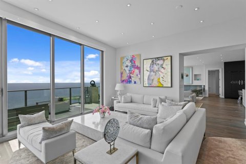 Condo in Saint Petersburg, Florida, 3 bedrooms  № 1788959 - photo 15