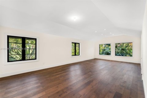 Villa ou maison à vendre à Miami, Floride: 5 chambres, 242.2 m2 № 2074996 - photo 30