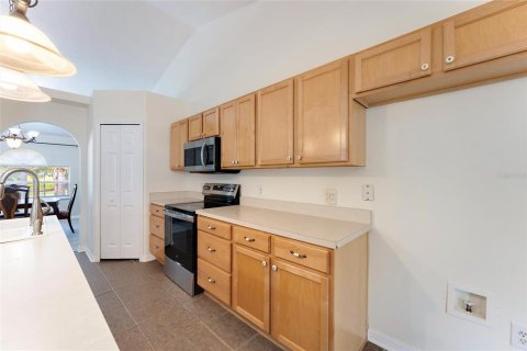 House in DeLand, Florida 4 bedrooms, 207.73 sq.m. № 1422227 - photo 17