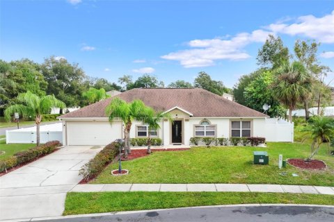 House in DeLand, Florida 4 bedrooms, 207.73 sq.m. № 1422227 - photo 2