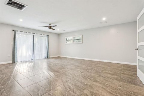 Купить виллу или дом в Одесса, Флорида 6 комнат, 345.69м2, № 1844501 - фото 30