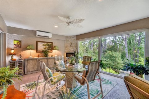 House in The Villages, Florida 3 bedrooms, 215.44 sq.m. № 2427086 - photo 3