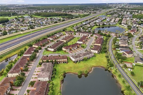 Townhouse in Orlando, Florida 4 bedrooms, 182.83 sq.m. № 2234858 - photo 6