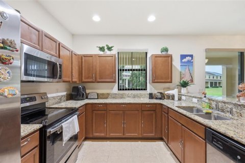 Townhouse in Orlando, Florida 4 bedrooms, 182.83 sq.m. № 2234858 - photo 16
