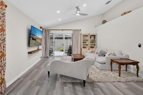 Villa ou maison à vendre à Palm Beach Gardens, Floride: 2 chambres, 109.07 m2 № 2415771 - photo 10