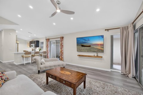 Villa ou maison à vendre à Palm Beach Gardens, Floride: 2 chambres, 109.07 m2 № 2415771 - photo 13