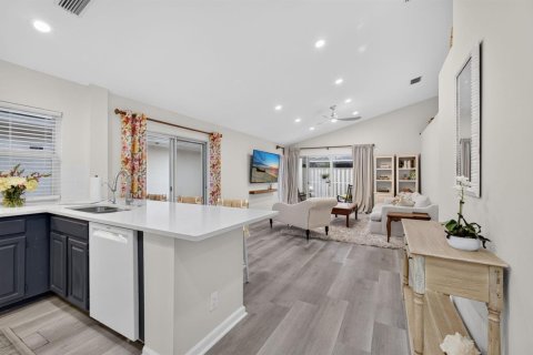Villa ou maison à vendre à Palm Beach Gardens, Floride: 2 chambres, 109.07 m2 № 2415771 - photo 6