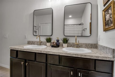 Casa en venta en Bradenton, Florida, 3 dormitorios, 157 m2 № 1827380 - foto 28