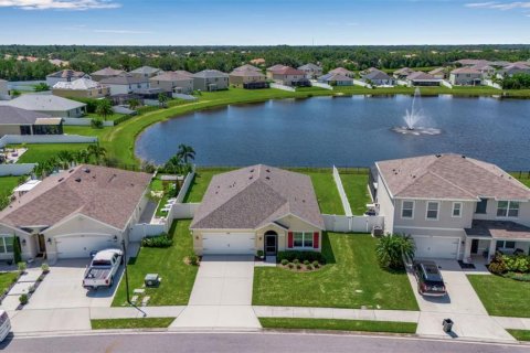 Casa en venta en Bradenton, Florida, 3 dormitorios, 157 m2 № 1827380 - foto 1