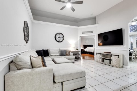 Casa en venta en Boynton Beach, Florida, 3 dormitorios, 184.97 m2 № 1985848 - foto 9