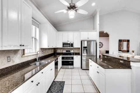 Casa en venta en Boynton Beach, Florida, 3 dormitorios, 184.97 m2 № 1985848 - foto 12