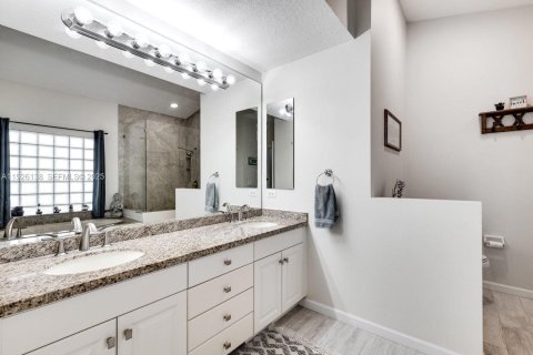 Casa en venta en Boynton Beach, Florida, 3 dormitorios, 184.97 m2 № 1985848 - foto 20