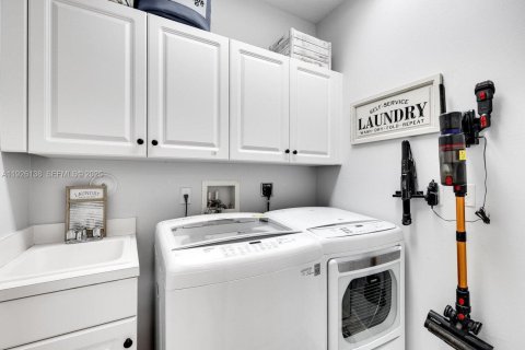 Casa en venta en Boynton Beach, Florida, 3 dormitorios, 184.97 m2 № 1985848 - foto 30