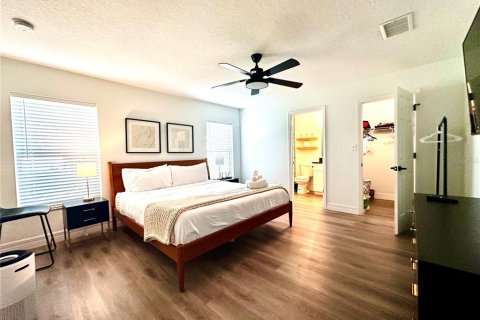 Casa en alquiler en Mount Dora, Florida, 3 dormitorios, 124.67 m2 № 1879579 - foto 18