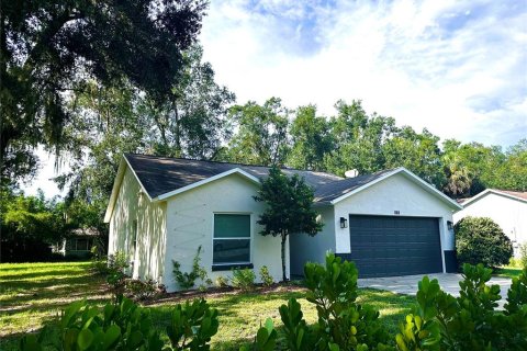 Casa en alquiler en Mount Dora, Florida, 3 dormitorios, 124.67 m2 № 1879579 - foto 2