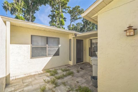Condo in Tavares, Florida, 2 bedrooms  № 1900570 - photo 5
