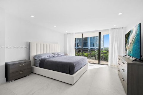Condominio en venta en Miami, Florida, 3 dormitorios, 156.26 m2 № 2088364 - foto 8