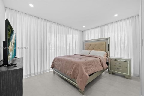Condominio en venta en Miami, Florida, 3 dormitorios, 156.26 m2 № 2088364 - foto 16