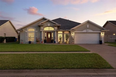 House in Kissimmee, Florida 4 bedrooms, 189.89 sq.m. № 1881157 - photo 1