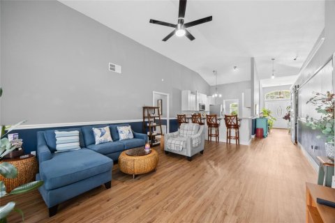 House in Kissimmee, Florida 4 bedrooms, 189.89 sq.m. № 1881157 - photo 14