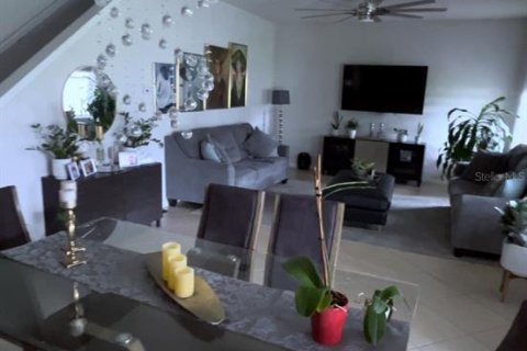 Villa ou maison à vendre à Orlando, Floride: 5 chambres, 270.44 m2 № 2389264 - photo 16