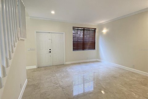 House in Weston, Florida 4 bedrooms, 208.1 sq.m. № 1800188 - photo 20