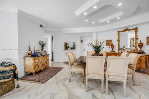 Condo in Miami, Florida, 3 bedrooms  № 1978831 - photo 7