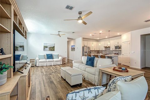 Casa en venta en Ocala, Florida, 3 dormitorios, 203.08 m2 № 1580141 - foto 8