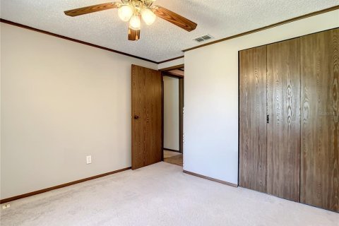 Villa ou maison à louer à Chuluota, Floride: 3 chambres, 133.78 m2 № 2419347 - photo 18