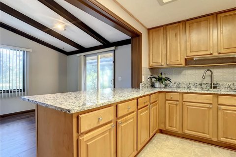 Villa ou maison à louer à Chuluota, Floride: 3 chambres, 133.78 m2 № 2419347 - photo 9