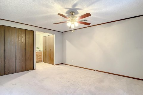 Villa ou maison à louer à Chuluota, Floride: 3 chambres, 133.78 m2 № 2419347 - photo 11