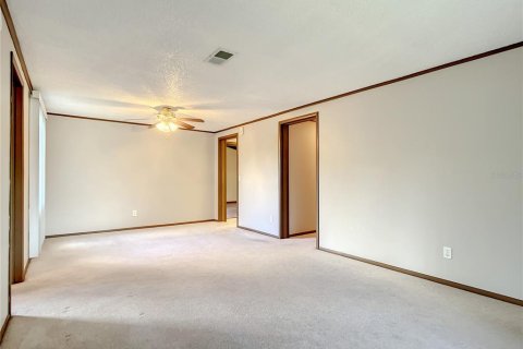 Villa ou maison à louer à Chuluota, Floride: 3 chambres, 133.78 m2 № 2419347 - photo 10