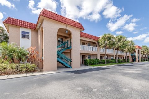 Condo in Belleair, Florida, 2 bedrooms  № 2359287