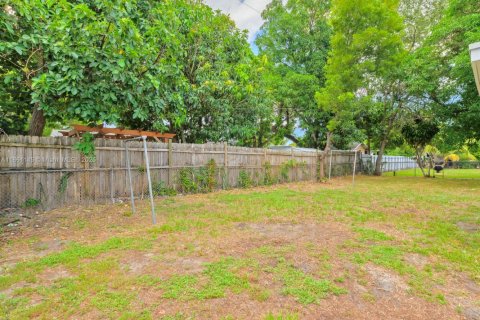 Casa en venta en Miami Gardens, Florida, 3 dormitorios, 138.05 m2 № 1890102 - foto 29