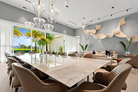 Casa en venta en Fort Lauderdale, Florida, 7 dormitorios, 543.57 m2 № 2338091 - foto 25