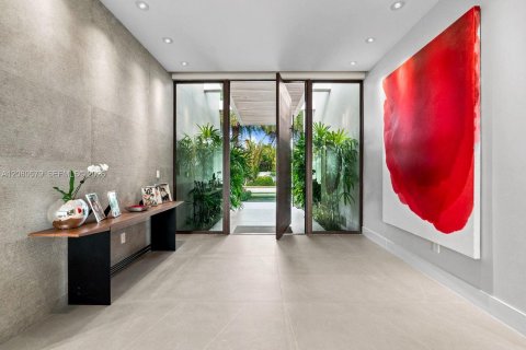Casa en venta en Fort Lauderdale, Florida, 7 dormitorios, 543.57 m2 № 2338091 - foto 18