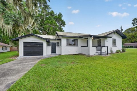 House in Belleview, Florida 2 bedrooms, 86.58 sq.m. № 2236947