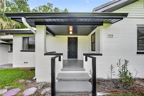 House in Belleview, Florida 2 bedrooms, 86.58 sq.m. № 2236947 - photo 3