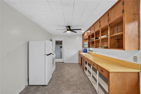 House in Belleview, Florida 2 bedrooms, 86.58 sq.m. № 2236947 - photo 17