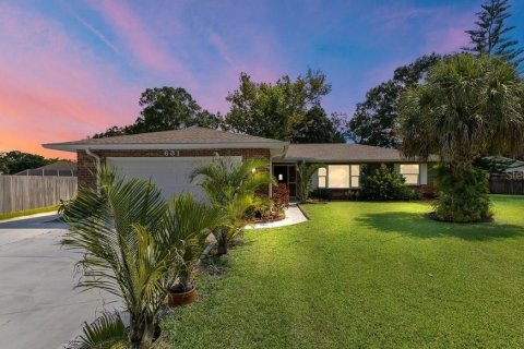 House in Melbourne, Florida 3 bedrooms, 217.11 sq.m. № 1826427 - photo 2