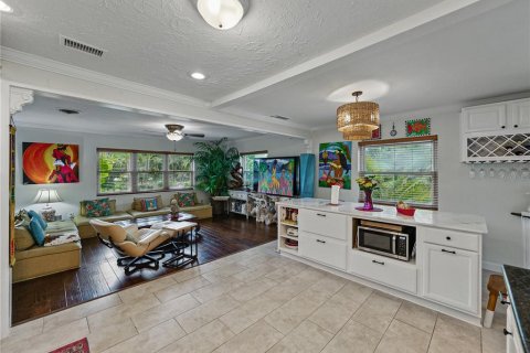 Casa en venta en Gulfport, Florida, 3 dormitorios, 189.52 m2 № 1771171 - foto 9