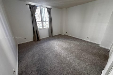 Снять в аренду кондоминиум в Майами, Флорида 1 спальня, 74.88м2, № 2003529 - фото 8