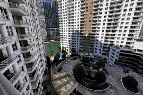 Снять в аренду кондоминиум в Майами, Флорида 1 спальня, 74.88м2, № 2003529 - фото 2