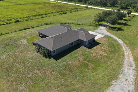 House in Myakka City, Florida 3 bedrooms, 239.41 sq.m. № 1847860 - photo 5