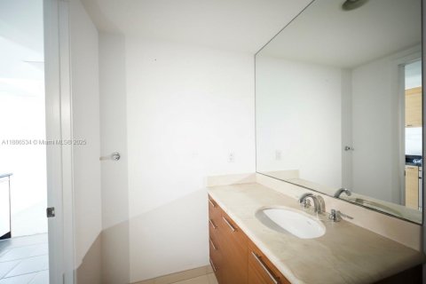 Снять в аренду кондоминиум в Майами, Флорида 52.68м2, № 1954664 - фото 7